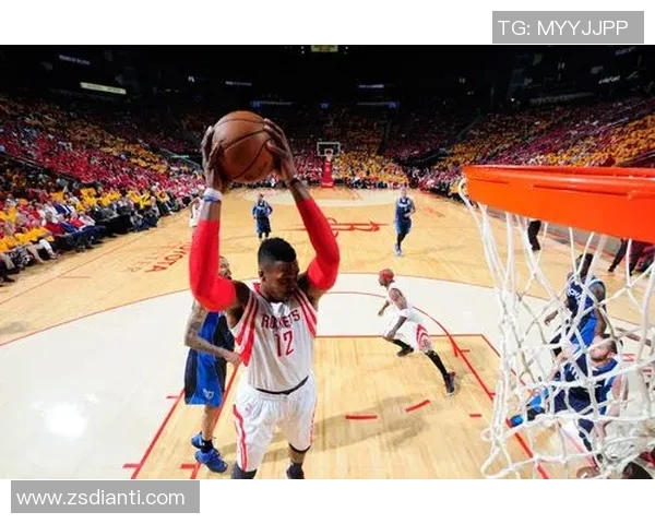 2015年NBA季后赛火箭与小牛激战回顾精彩瞬间与战术解析