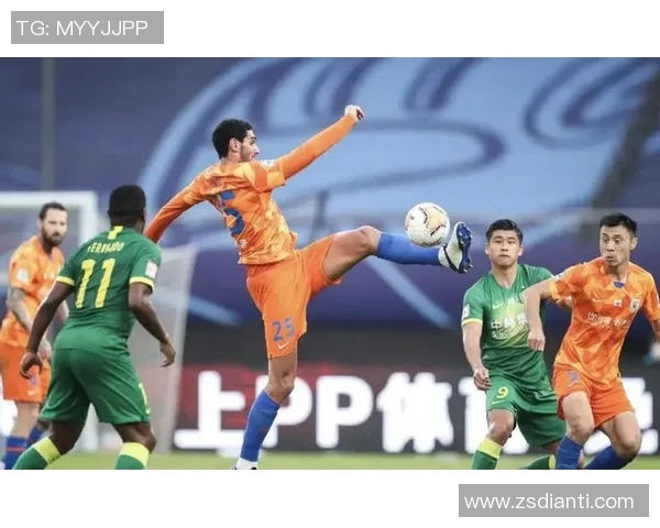 2017年鲁能与亚泰激战回顾：激情对决与精彩瞬间的完美交融