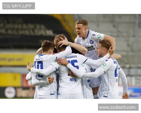 奥斯纳与海登的精彩对决揭示足球战术与团队合作的深刻内涵 奥斯纳与海登的精彩对决揭示足球战术与团队合作的深刻内涵