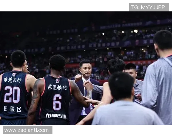 2013年CBA季后赛深圳队对阵广东队的精彩对决回顾与分析