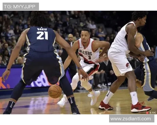 开拓者与鹈鹕激战正酣谁能在这场对决中笑到最后