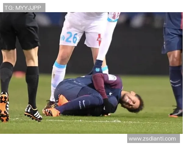 内马尔本赛季第五次受伤巴黎欧冠之路面临严峻挑战 内马尔本赛季第五次受伤巴黎欧冠之路面临严峻挑战