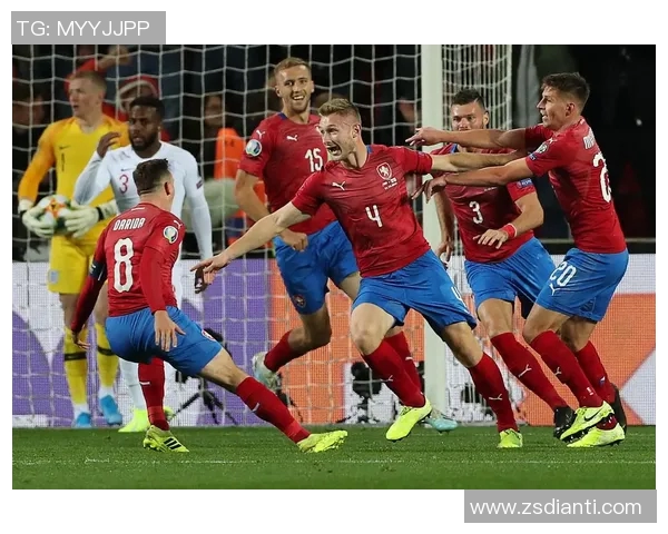 捷克与澳大利亚足球对决阵容分析及战术解读 捷克与澳大利亚足球对决阵容分析及战术解读