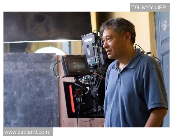 李安:从东方到西方的电影大师如何塑造跨文化的艺术之旅 李安:从东方到西方的电影大师如何塑造跨文化的艺术之旅