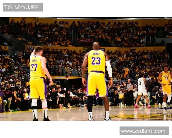 湖人对阵火箭精彩直播回顾与赛后分析尽在此处 湖人对阵火箭精彩直播回顾与赛后分析尽在此处