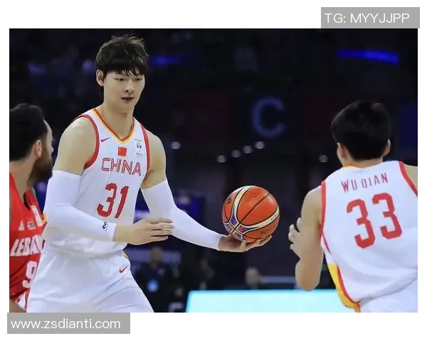 王哲林在CBA赛场的崛起与挑战解析：从新星到领军人物的成长之路